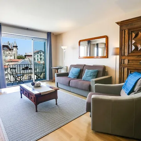 Luckey Homes - Place Du Port Vieux 아파트
